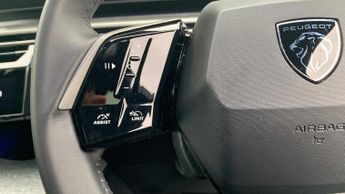 Peugeot 3008 SUV 1.2 Allure SUV 5dr Petrol Hybrid e-DSC6 Euro 6 (s/s) (136 ps)