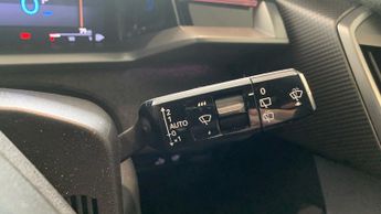Vauxhall Grandland 1.2 Ultimate SUV 5dr Petrol Hybrid e-DCT Euro 6 (s/s) (136 ps)