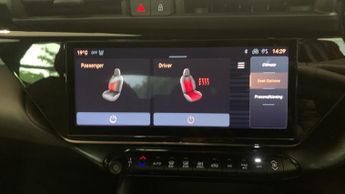 Alfa Romeo Junior 54kWh Elettrica Speciale SUV 5dr Electric Auto (156 ps)