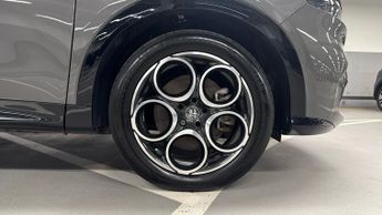 Alfa Romeo Tonale 1.5 VGT MHEV Sprint SUV 5dr Petrol Hybrid DCT Euro 6 (160 ps)