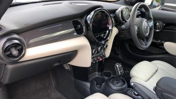 Mini Hatch 1.5 Cooper Exclusive Steptronic Euro 6 (s/s) 5dr