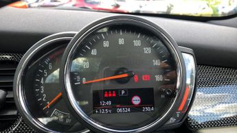 Mini Hatch 1.5 Cooper Exclusive Steptronic Euro 6 (s/s) 5dr
