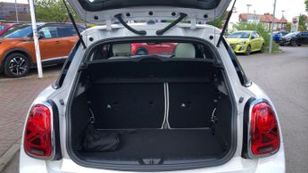Mini Hatch 1.5 Cooper Exclusive Steptronic Euro 6 (s/s) 5dr