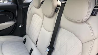 Mini Hatch 1.5 Cooper Exclusive Steptronic Euro 6 (s/s) 5dr