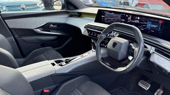 Peugeot 3008 73kWh GT SUV 5dr Electric Auto (210 ps)