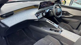 Peugeot 3008 73kWh GT SUV 5dr Electric Auto (210 ps)
