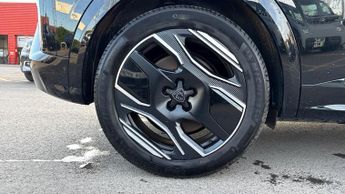Peugeot 3008 73kWh GT SUV 5dr Electric Auto (210 ps)