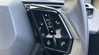 Peugeot 3008 73kWh GT SUV 5dr Electric Auto (210 ps)