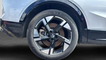 Vauxhall Grandland Electric 73kWh Ultimate SUV 5dr Electric Auto (213 ps)