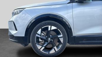 Vauxhall Grandland Electric 73kWh Ultimate SUV 5dr Electric Auto (213 ps)