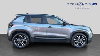 Jeep Avenger 54kWh e-Summit SUV 5dr Electric Auto (156 ps)