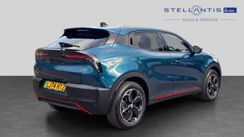 Alfa Romeo Junior 54kWh Elettrica Speciale SUV 5dr Electric Auto (156 ps)