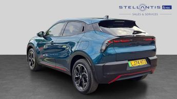 Alfa Romeo Junior 54kWh Elettrica Speciale SUV 5dr Electric Auto (156 ps)