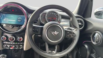 Mini Hatch 1.5 Cooper Exclusive Hatchback 5dr Petrol Steptronic Euro 6 (s/s