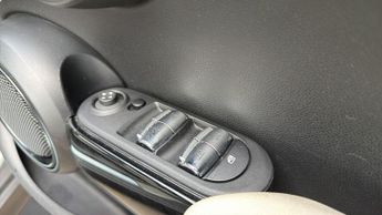 Mini Hatch 1.5 Cooper Exclusive Hatchback 5dr Petrol Steptronic Euro 6 (s/s