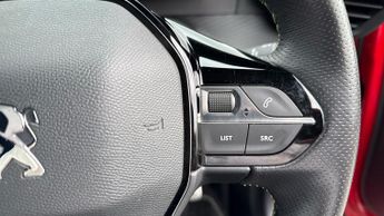Peugeot 2008 50kWh GT SUV 5dr Electric Auto (7kW Charger) (136 ps)