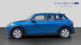 Mini Hatch 1.5 Cooper Classic Hatchback 5dr Petrol Steptronic Euro 6 (s/s) 