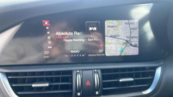 Alfa Romeo Giulia 2.2 TD Speciale Saloon 4dr Diesel Auto Euro 6 (s/s) (190 ps)