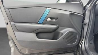 Citroen C4 50kWh Sense Plus Hatchback 5dr Electric Auto (136 ps)