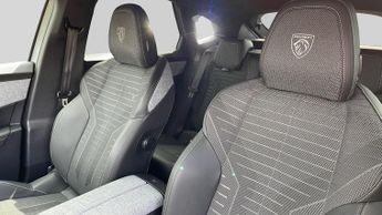 Peugeot 3008 73kWh GT SUV 5dr Electric Auto (210 ps)