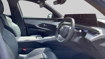 Peugeot 3008 73kWh GT SUV 5dr Electric Auto (210 ps)