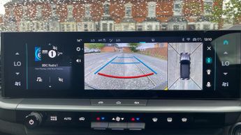 Vauxhall Grandland Electric 73kWh Ultimate SUV 5dr Electric Auto (213 ps)