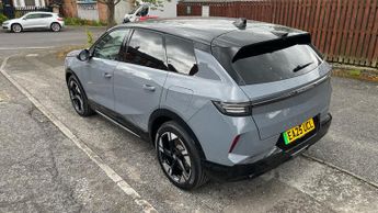 Vauxhall Grandland Electric 73kWh Ultimate SUV 5dr Electric Auto (213 ps)
