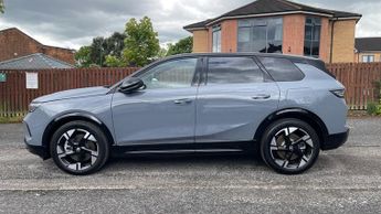 Vauxhall Grandland Electric 73kWh Ultimate SUV 5dr Electric Auto (213 ps)