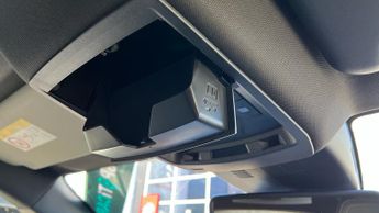 Peugeot 3008 SUV 1.2 Allure SUV 5dr Petrol Hybrid e-DSC6 Euro 6 (s/s) (136 ps)