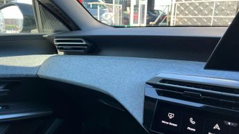 Peugeot 3008 SUV 1.2 Allure SUV 5dr Petrol Hybrid e-DSC6 Euro 6 (s/s) (136 ps)
