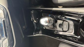 Toyota C-Hr 2.0 VVT-h GPF Design SUV 5dr Petrol Hybrid CVT Euro 6 (s/s) (184