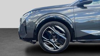Peugeot 3008 73kWh GT SUV 5dr Electric Auto (210 ps)