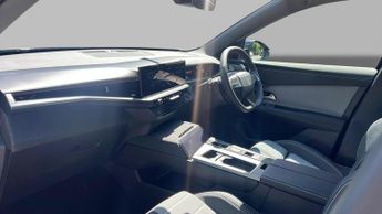 Vauxhall Grandland Electric 73kWh GS SUV 5dr Electric Auto (213 ps)