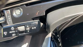 Peugeot 3008 73kWh GT SUV 5dr Electric Auto (210 ps)