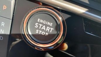 Peugeot 3008 73kWh GT SUV 5dr Electric Auto (210 ps)