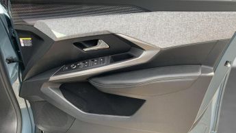 Peugeot 3008 73kWh GT SUV 5dr Electric Auto (210 ps)