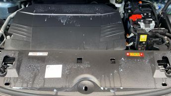 Peugeot 3008 73kWh GT SUV 5dr Electric Auto (210 ps)