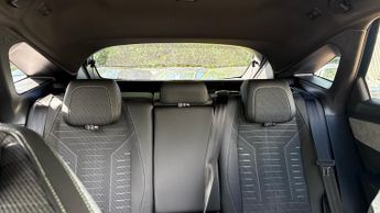 Peugeot 3008 73kWh GT SUV 5dr Electric Auto (210 ps)