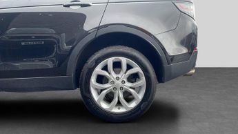 Land Rover Discovery Sport 2.0 Si4 HSE SUV 5dr Petrol Auto 4WD Euro 6 (s/s) (240 ps)