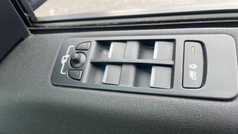 Land Rover Discovery Sport 2.0 Si4 HSE SUV 5dr Petrol Auto 4WD Euro 6 (s/s) (240 ps)