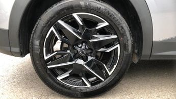Peugeot 3008 SUV 1.2 GT SUV 5dr Petrol Hybrid e-DSC6 Euro 6 (s/s) (136 ps)