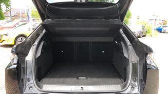 Peugeot 3008 73kWh GT SUV 5dr Electric Auto (210 ps)