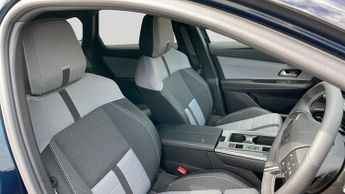 Vauxhall Grandland 1.2 Ultimate SUV 5dr Petrol Hybrid e-DCT Euro 6 (s/s) (145 ps)