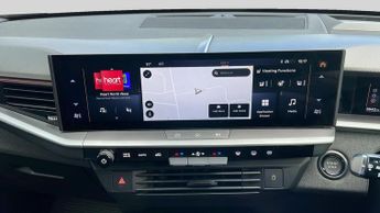 Vauxhall Grandland 1.2 Ultimate SUV 5dr Petrol Hybrid e-DCT Euro 6 (s/s) (145 ps)