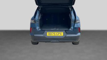 Vauxhall Grandland 1.2 Ultimate SUV 5dr Petrol Hybrid e-DCT Euro 6 (s/s) (145 ps)