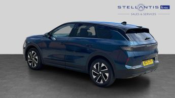 Vauxhall Grandland 1.2 Ultimate SUV 5dr Petrol Hybrid e-DCT Euro 6 (s/s) (145 ps)