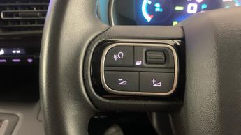 Citroen Berlingo 50kWh Flair XTR M MPV 5dr Electric Auto (7.4kW Charger) (136 ps)