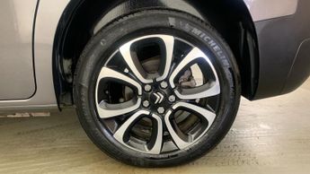 Citroen Berlingo 50kWh Flair XTR M MPV 5dr Electric Auto (7.4kW Charger) (136 ps)