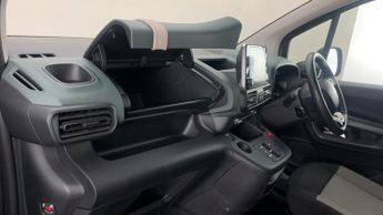 Citroen Berlingo 50kWh Flair XTR M MPV 5dr Electric Auto (7.4kW Charger) (136 ps)