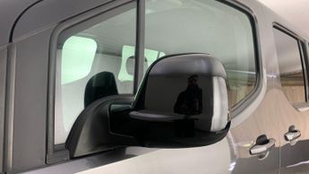 Citroen Berlingo 50kWh Flair XTR M MPV 5dr Electric Auto (7.4kW Charger) (136 ps)